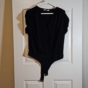 SO Bodysuit Black Rouched Sleeve Deep V Neck Size XL